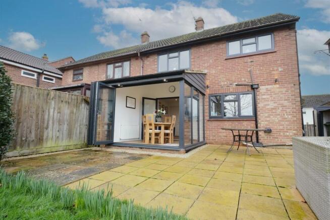 BI-FOLDS & PATIO