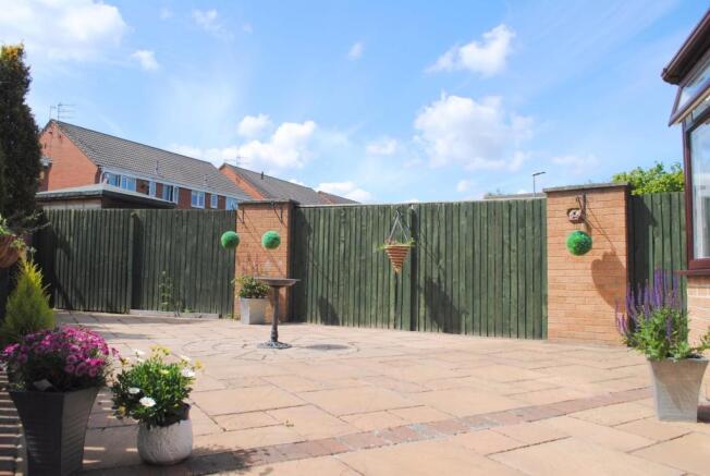 Rear Garden 2.JPG