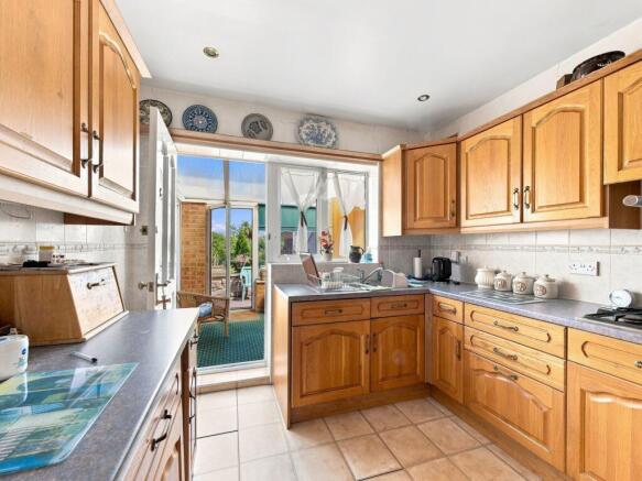 3 bed Semi-Detached for sale Image 7