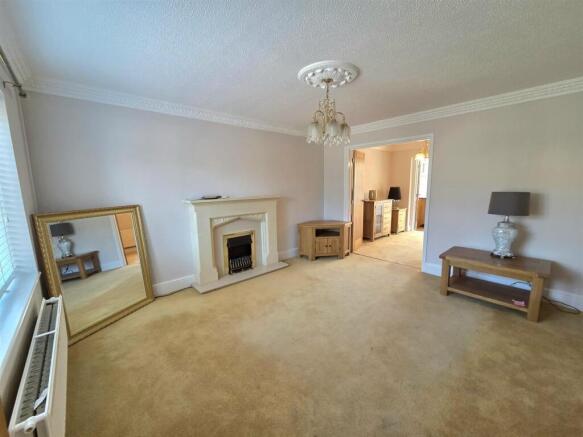 WhatsApp Image 2025-07-10 at 15.18.47.jpeg