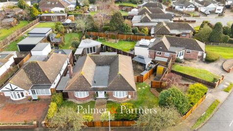 Highview Avenue, Clacton-on-Sea, Essex, CO15