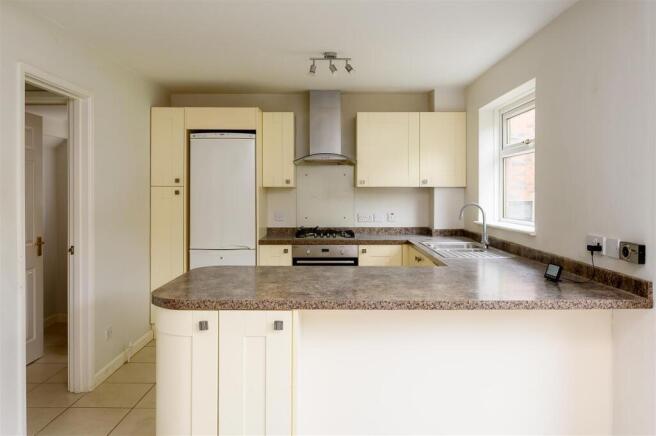 3 bed Detached for sale Image 4