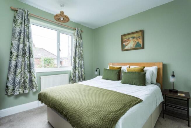 4 bed Semi-Detached for sale Image 10