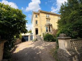 Flat 6, 26, Westfield Park, Redland, Bristol BS6 6LT