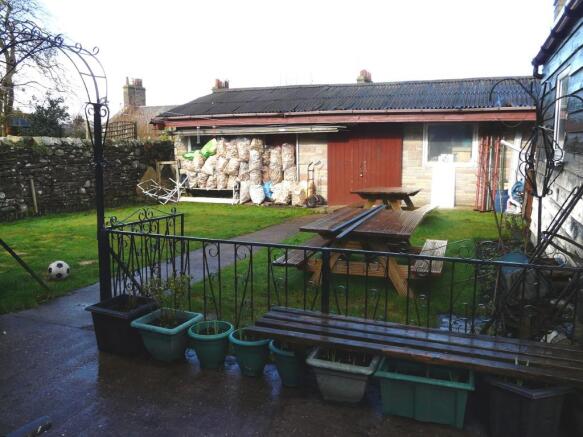 outbuilding