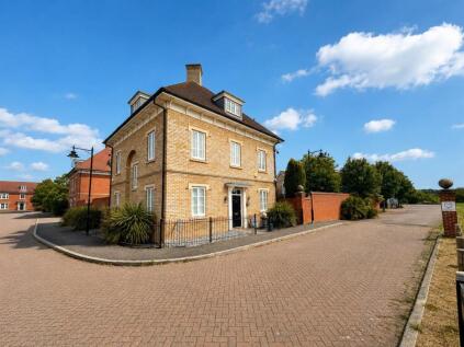 Arlington Square, South Woodham Ferrers