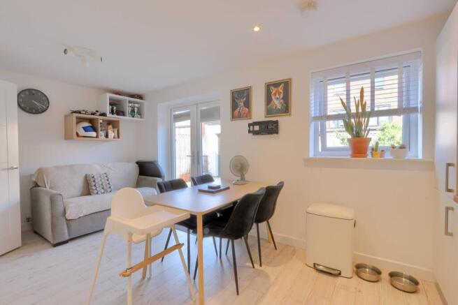 3 bed Semi-Detached for sale Image 7