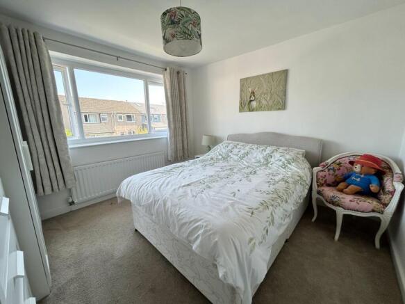 3 bed Semi-Detached for sale Image 9