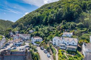 Bonnicott House Hotel, 10, Watersmeet Road, Lynmouth EX35 6EP