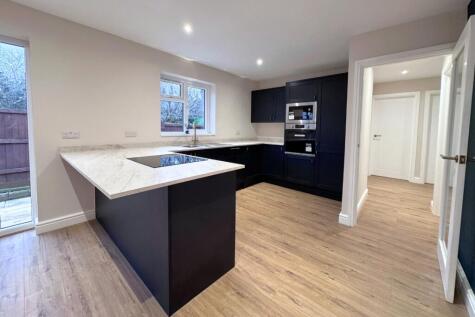 Cedar Crescent, North Baddesley, Southampton, Hampshire, SO52