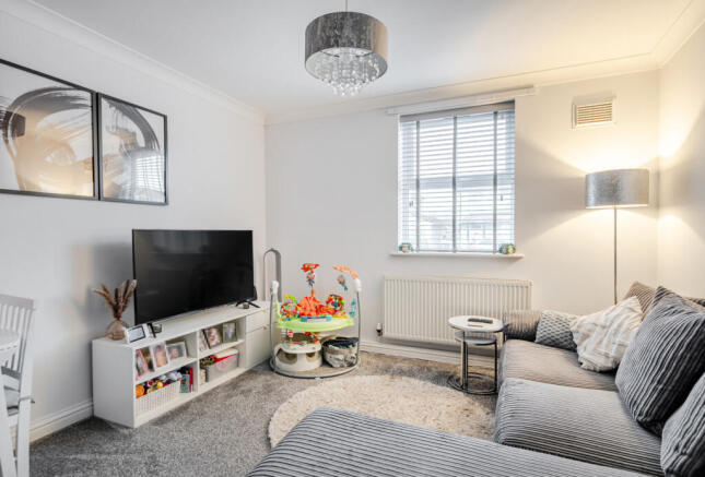 1385622-2-692872c...