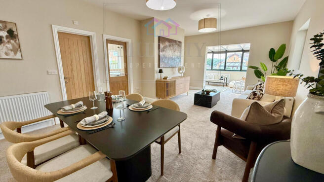 4 bed Bungalow for sale Image 9