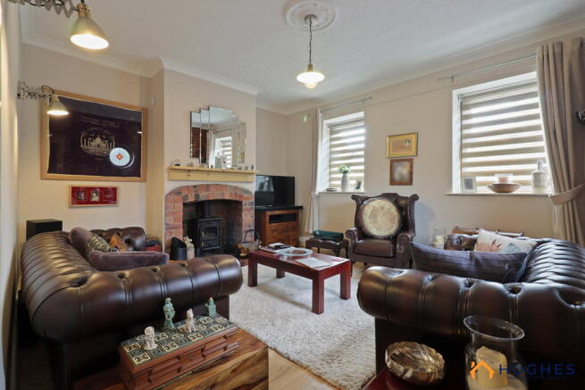 4 bed Semi-Detached for sale Image 6