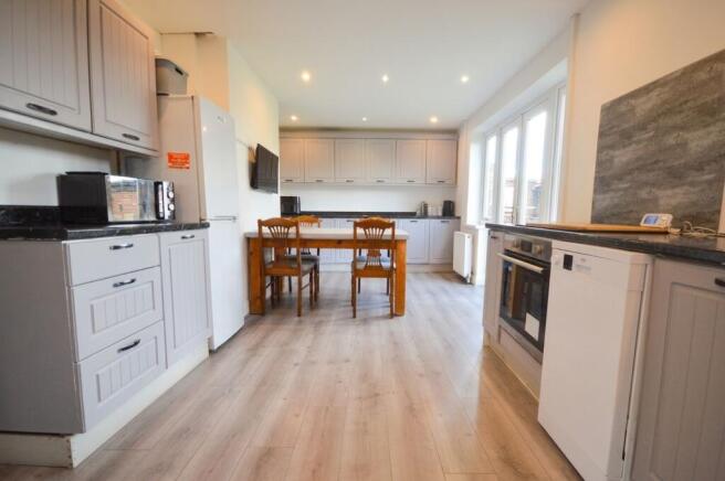 3 bed End of Terrace for sale Image 4