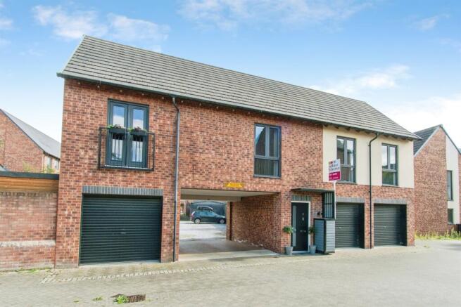 2 bed House for sale in allerton bywater
