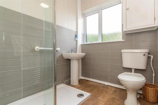 Showerroom.jpg