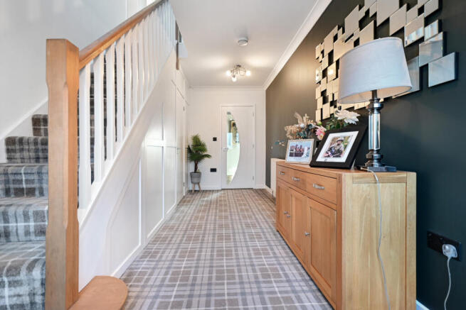 4 bed Detached for sale Image 12