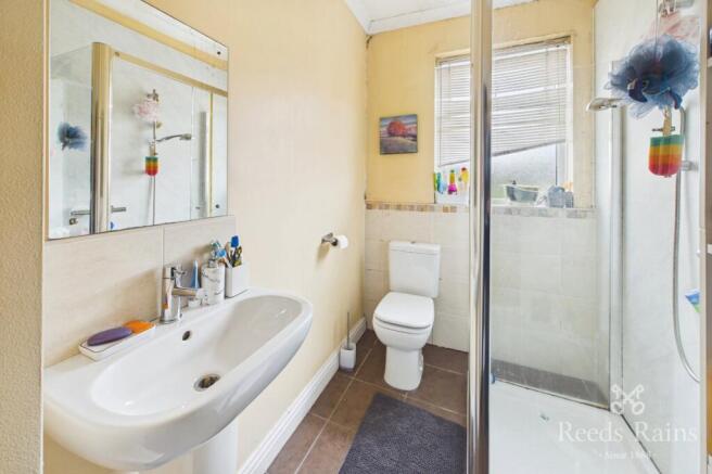 3 bed Terraced to rent Image 6