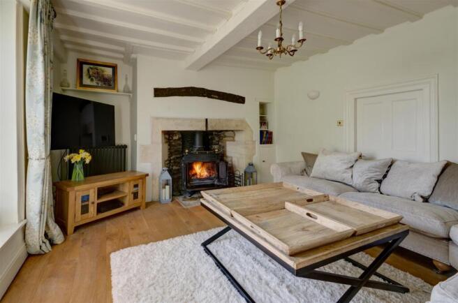 Alvescot, Oxfordshire photo 4