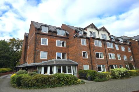 Groby Road, Altrincham, WA14