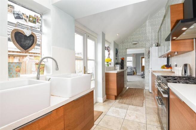 REFITTED KITCHEN