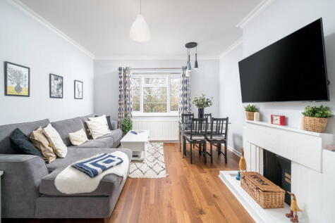 Linksview, East Finchley, North London N2