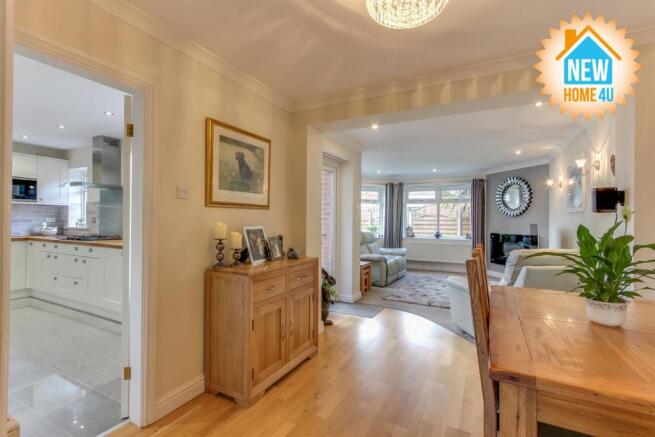 DINING AREA:
