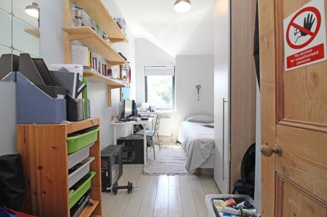 Photo 16