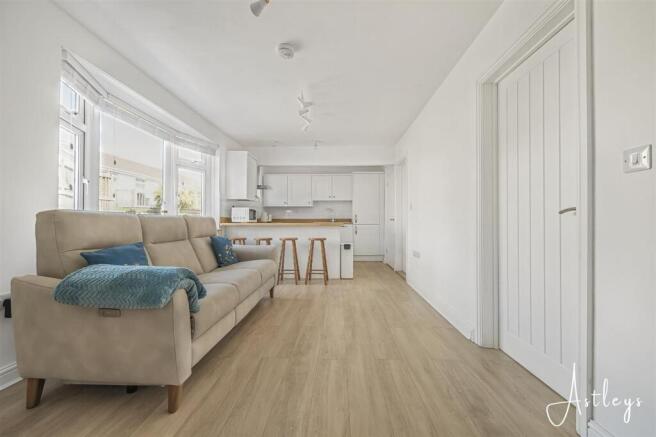 Kitchen/Living Room