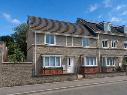 Market Road, Plympton