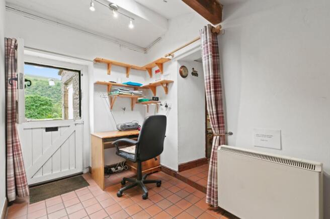 2 bed Semi-Detached for sale Image 9