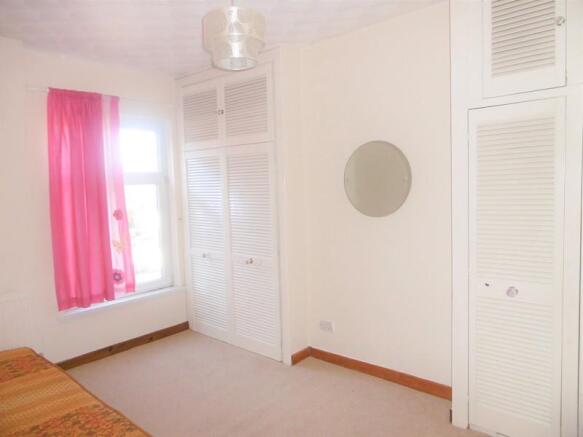 Bedroom 2 (REAR)