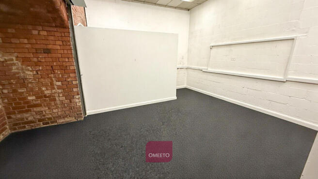 Office to Let - cleared using AI