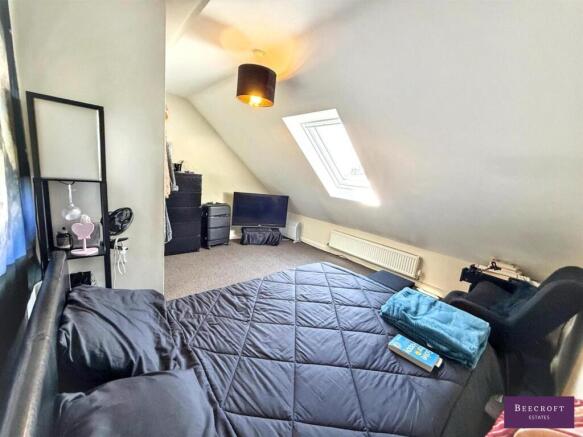 2 bed Apartment for sale Image 10