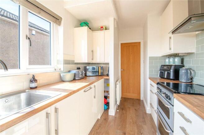 3 bed Semi-Detached for sale Image 7