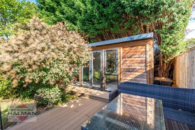 Garden Room 