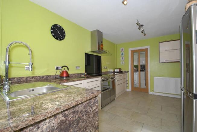 Kitchen/Breakfast Rm