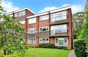 56, 24 Marlborough Gardens, Lovelace Road, Surbiton KT6 6NG
