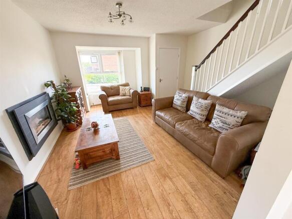 4 bed Detached for sale Image 5