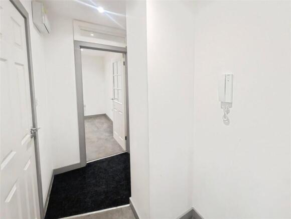 1 bed Flat to rent Image 8