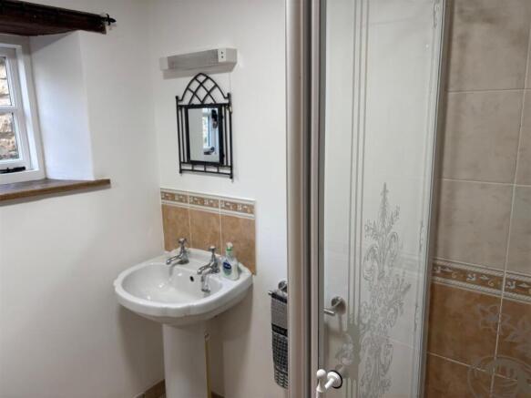 Cloakroom/Shower Room