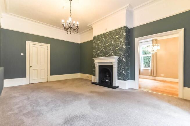 2 bed Flat to rent Image 6
