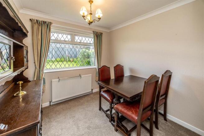 2 bed Terraced Bungalow for sale Image 9
