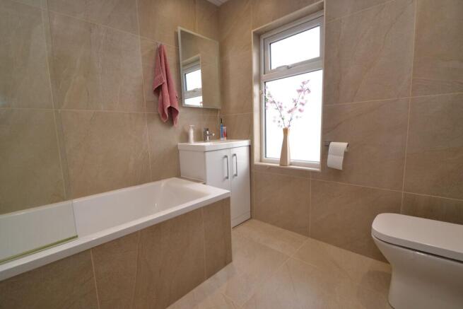 2 bed Semi-Detached for sale Image 12