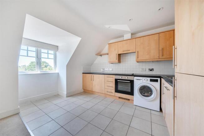 kitchen to window.jpg