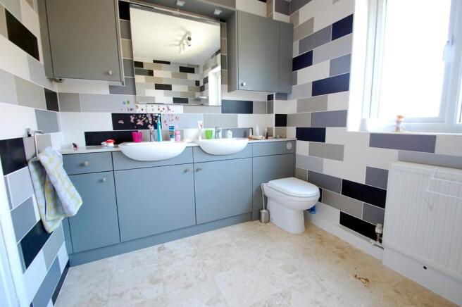 Photo 11