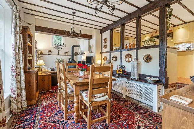 Snug/Dining Room