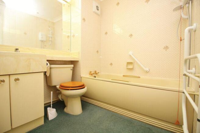 Photo 8