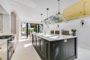 38, Eastbury Grove, Chiswick, London W4 2JY