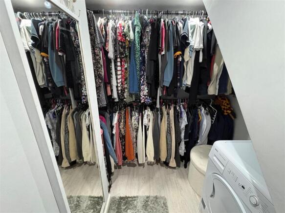 2 bed Terraced for sale Image 11